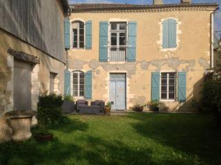 Ancien presbytere au coeur du village - Mauvezin - 0