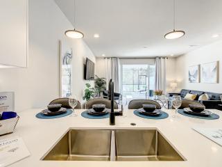 3 bedrooms pool home Hidden Forest Resort Amenities - Orlando - 2