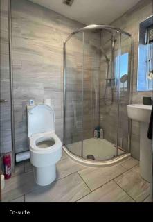 Green 3 bed bungalow with en-suite and parking - Felton - 4