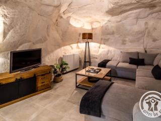 Gîte troglodyte unique avec jacuzzi, billard et jardin, près de Doué La Fontaine et Saumur - FR-1-622-69 - Les Ulmes - 2