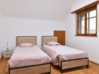 Maison Alsacienne Confortable près de Colmar - Jardin, Parking, Équipements Bébé - FR-1-744-40 - Oberentzen - 6