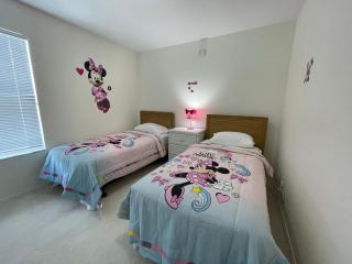 Home in davenport Cheerful 5-bedroom with private Pool close to Disney - Davenport - 4