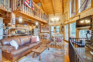 Tree-Lined McCall Cabin Walk to Payette River! - McCall - 5