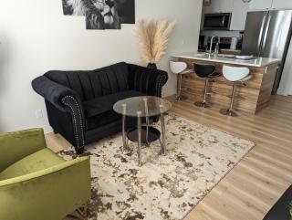 Comfy 2BR condo in Seton, Southeast Calgary - Calgary - 0
