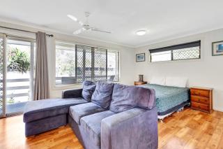 Sanctuary Lakes Fauna Retreat - Hervey Bay - 9