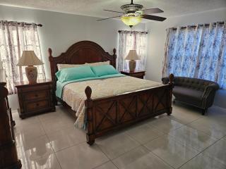 Rock Creek Getaway - Port Charlotte - 2