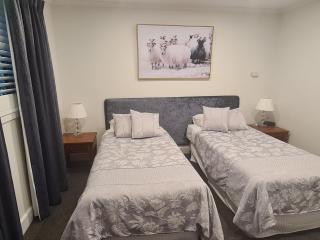 Moore Park Apartments - 1