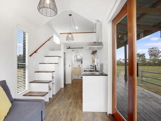 Yamba Tiny House Iris - Palmer Island - 3