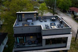 Modern Stunner 5 min to DT Hot Tub Rooftop Views - Nashville - 6