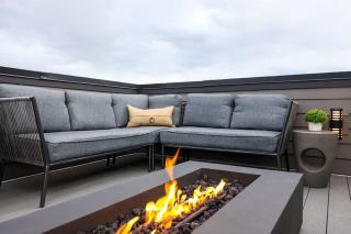 Modern Stunner 5 min to DT Hot Tub Rooftop Views - Nashville - 4