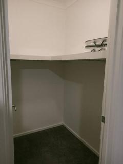 Comfortable 3-bedroom home with two car garage - Mount Clear - 1
