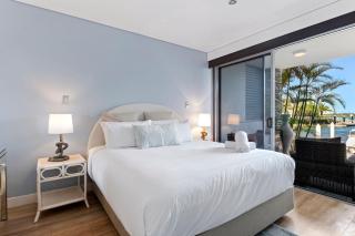 Waterfront Oasis in Runaway Bay - CoastHM - Gold Coast - 6