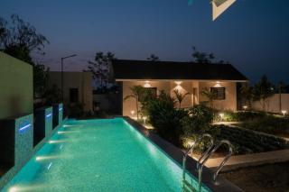 SaffronStays Eden, Nashik - pet-friendly villa with pool, jacuzzi & grape farm - Nashik - 9