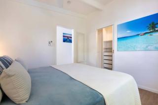 Beach Retreat Chic: Poolside on the Esplanade - Port Douglas - 3