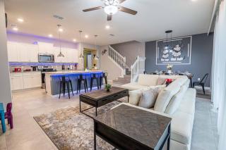 Thematic House Private PoolGame RoomResort - Davenport - 1