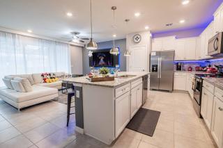 Thematic House Private PoolGame RoomResort - Davenport - 3