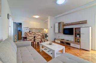Apartment Marta - Senj (Segna) - 1