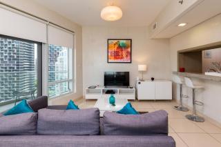 WOW! Beautiful 1BR Apt in Downtown - close to Burj and Mall - 1