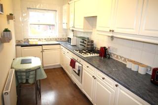 Doncaster Central Apartment Sleeps 5 Very Quiet - Doncaster - 1