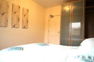Doncaster Central Apartment Sleeps 5 Very Quiet - 8