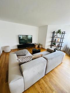 Schöne 75qm Wohnung in Eningen / Metzingen - Eningen unter Achalm - 1