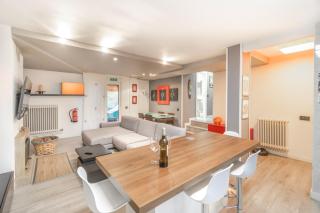 Casa Esteribar, espacioso alojamiento con jardín y barbacoa próxima a Pamplona - Larrasoaña - 3