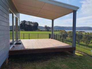 Serene Waterfront GuestHouse- Views & Vibes - Saratoga - 5