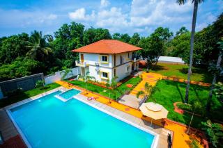 Queens Paradise Estate Resort - Pondicherry - 0
