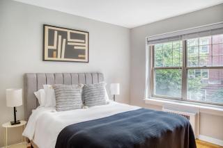Evanston 2br w courtyard nr Northwestern beach CHI-956 - Evanston - 1