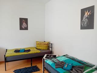 Stellas Monteurwohnungen - Werdau - 6