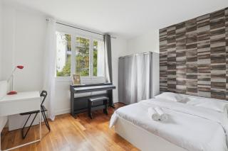 Chic and spacious apartement with piano and terrace - 8
