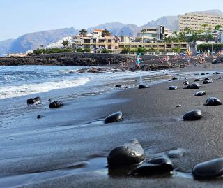 Gigantes Ocean Lounge Apartment with Ocean View Terrace - 3