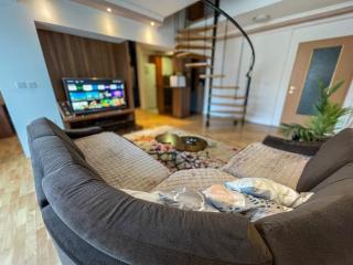 PrimeStay Duplex Retreat - Free Parking - Skopje - 9