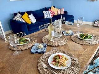 Skyline Oasis - Portsmouth - 8