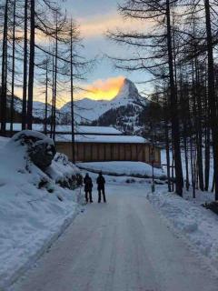 Modern Zermatt apartment with Matterhorn view - Zermatt - 4