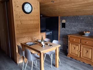 Appartement cosy avec balcon sud, proche pistes ski, animaux admis, parking privé, draps inclus - FR-1-467-113 - Le Grand-Bornand - 9