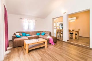 Villa Amalee by Villa Plus - Ližnjan - 5