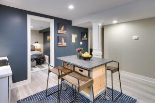 Chic Forest Park Home with Patio - 10 Mi to Chicago - Forest Park - 2