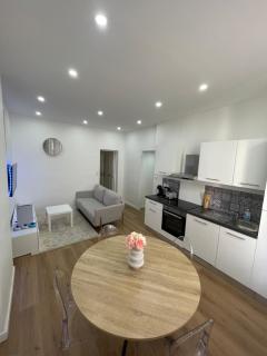 Appartement T4, All Inclusive proche Port / Plage - Tolone - 7
