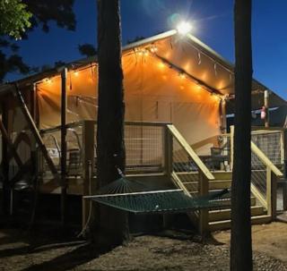 #26 Sons Rio Cibolo Safari Cabin - Marion - 2