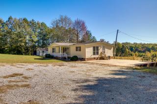Prosperity Vacation Rental about 1 Mi to Lake Murray! - Lake Murray Shores - 8
