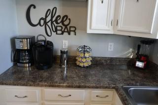 Wind Rose * pool & gym membership included * - Friendsville - 7
