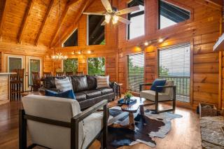 Grateful Gathering Lodge MTN View Hot Tub Games - Sevierville - 3