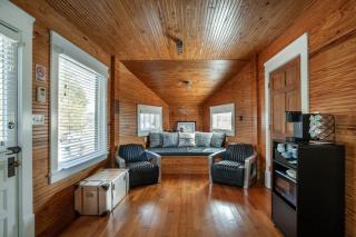 Airplane Filling Station -Unique Stay in Knoxville - Knoxville - 8