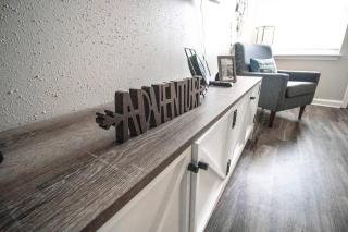 2 Br Apt w Fast Wi-fi # 1209 - 6