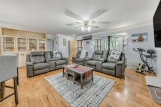 Ruidoso Cabin with Hot Tub about 2 Mi to Grindstone Lake - 6
