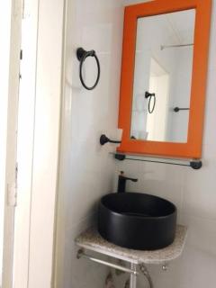 Cozy, amenities galore guesthouse, 5km to CBD - Nairobi - 9