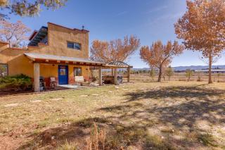 Cortez Retreat with Hot Tub - 11 mi to Mesa Verde! - 9