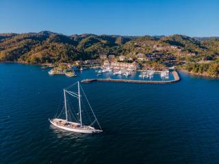 The Bannister Hotel & Yacht Club by Mint - Santa Bárbara de Samaná - 3