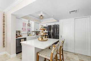 Welcome to Beach Villa's # 606 Vacation Rental - 250 Estero Blvd condo - Fort Myers Beach - 3